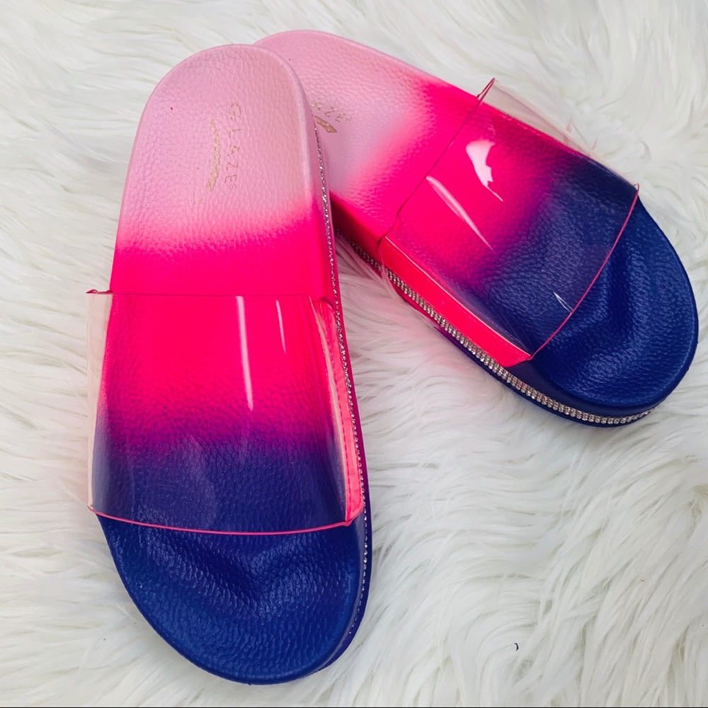 Pink tie dye rhinestoned slide - Picture 4 of 10